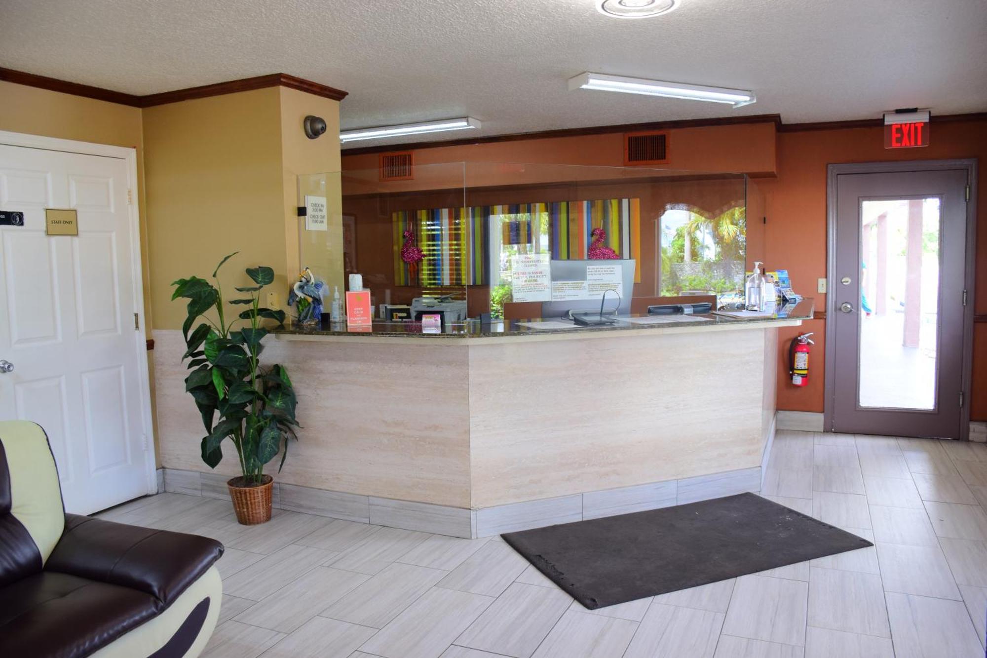 Flamingo Motel โอคีโชบี ภายนอก รูปภาพ